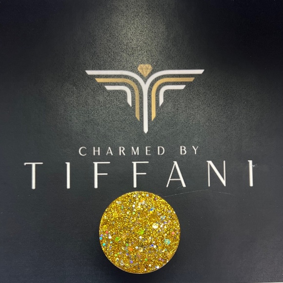 Charmed By Tiffani Pop Sockets - Picture 1 of 1